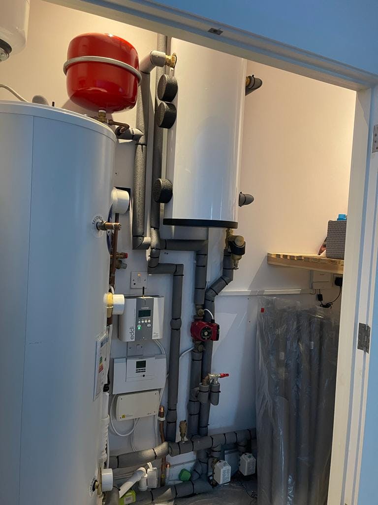 Vaillant air source heat pump installation